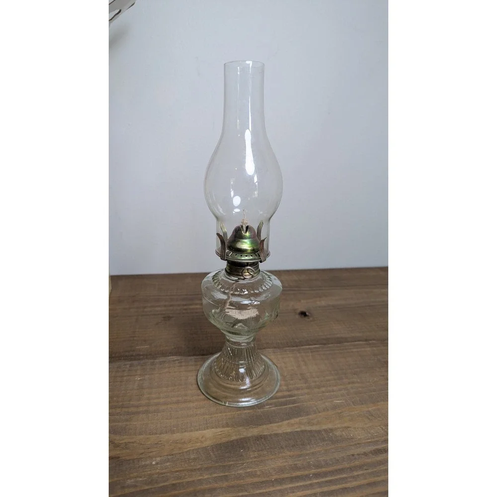 Paloma Vintage Glass Oil Lamp Clear Embossed Bird Hurricane Lantern 13 Inch Box - Picture 1 of 16